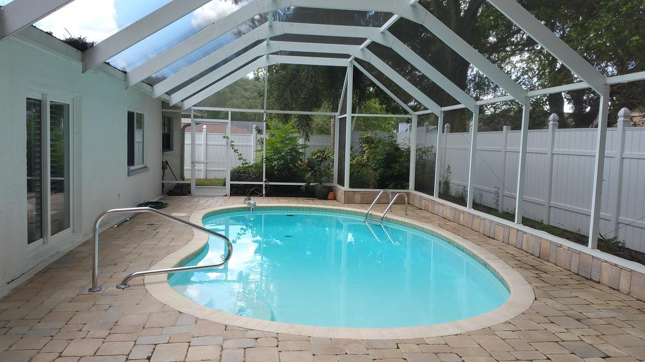 Paradise In The Sun Villa Tarpon Springs Exterior photo